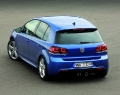 VW Golf R-010